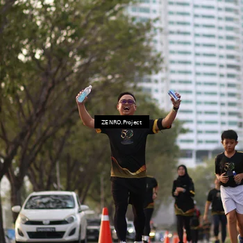 Runner Photo 7149428