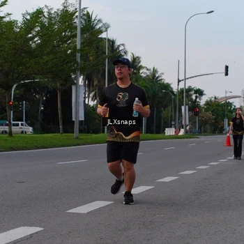 Runner Photo 7149479
