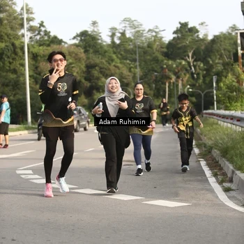 Runner Photo 7149554
