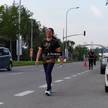 Runner Photo 7149715