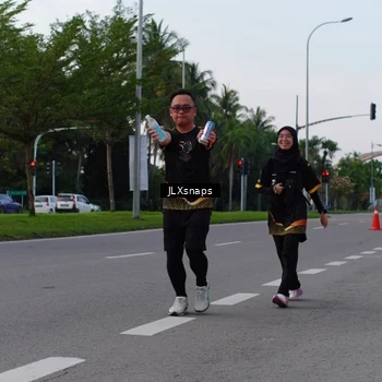 Runner Photo 7149737