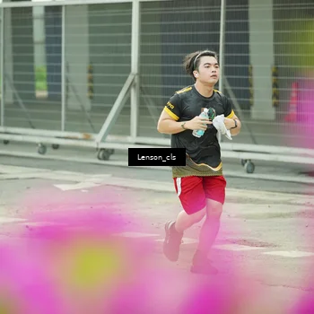 Runner Photo 7149746
