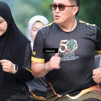Runner Photo 7149863