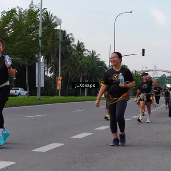 Runner Photo 7149916