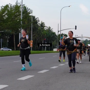 Runner Photo 7149981