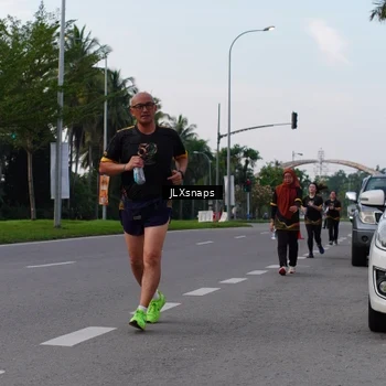 Runner Photo 7150010