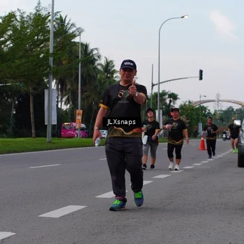 Runner Photo 7150048