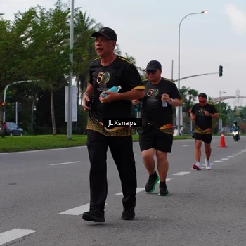 Runner Photo 7150355