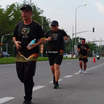 Runner Photo 7150356