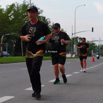 Runner Photo 7150358