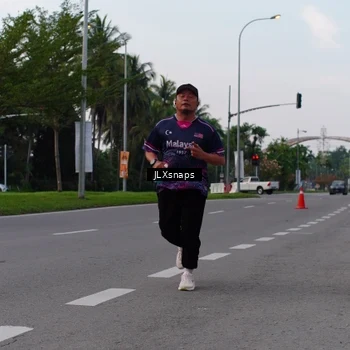 Runner Photo 7150452