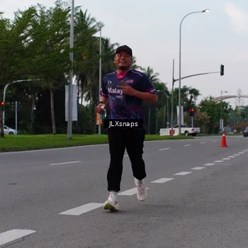 Runner Photo 7150467