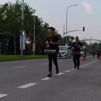 Runner Photo 7150641