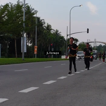 Runner Photo 7150646