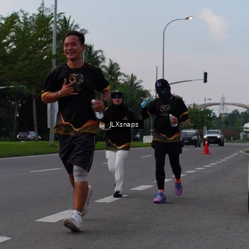 Runner Photo 7150680