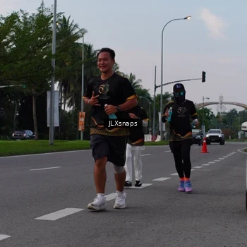 Runner Photo 7150686