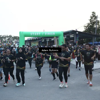 Runner Photo 7150775