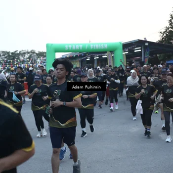Runner Photo 7151062