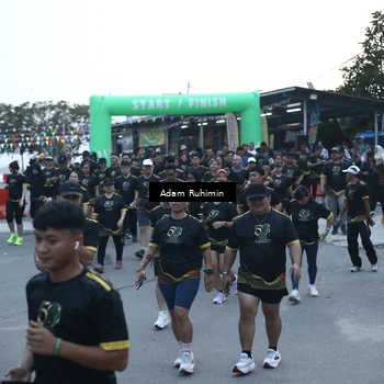Runner Photo 7151088