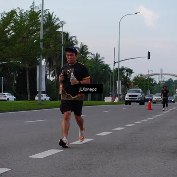 Runner Photo 7151093