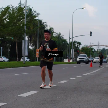Runner Photo 7151095