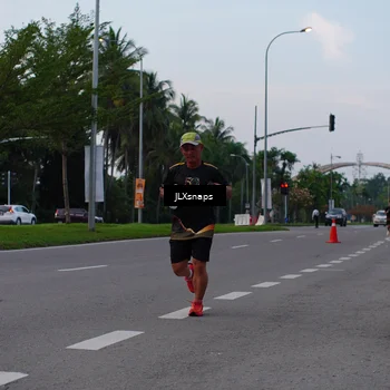 Runner Photo 7151108