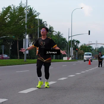 Runner Photo 7151147