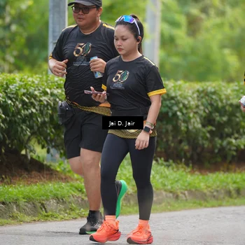 Runner Photo 7151309