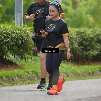 Runner Photo 7151310