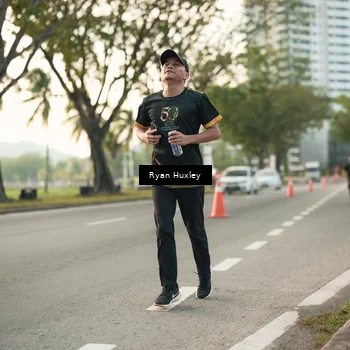 Runner Photo 7151418