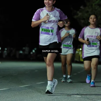 Runner Photo 7151501