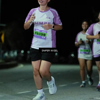 Runner Photo 7151577