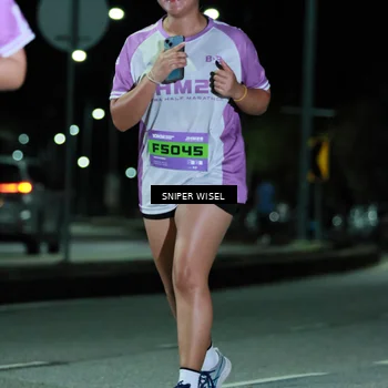 Runner Photo 7151692