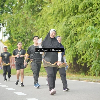 Runner Photo 7151705
