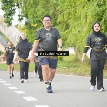 Runner Photo 7151739