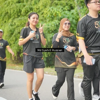 Runner Photo 7151773