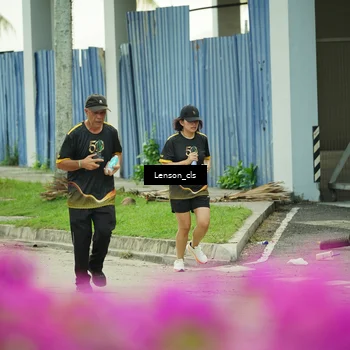 Runner Photo 7151790