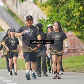 Runner Photo 7151857