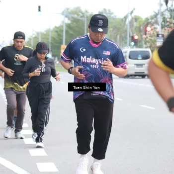 Runner Photo 7151872