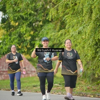 Runner Photo 7151915