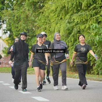 Runner Photo 7151945