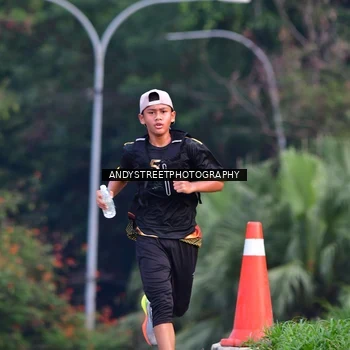 Runner Photo 7152811