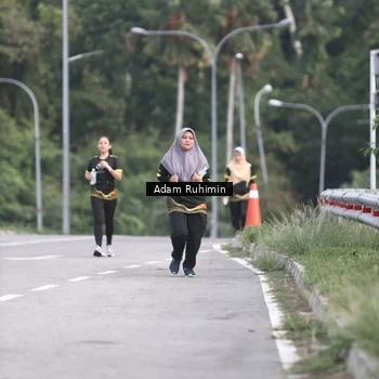 Runner Photo 7153003