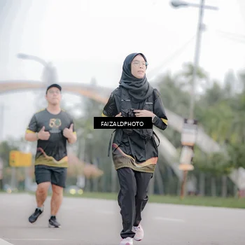 Runner Photo 7153094