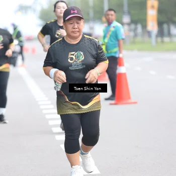 Runner Photo 7153111