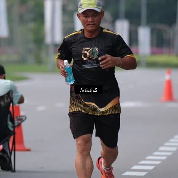 Runner Photo 7153115