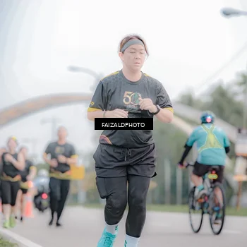 Runner Photo 7153400