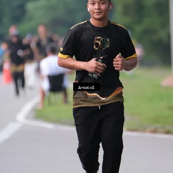 Runner Photo 7153640