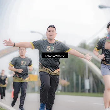 Runner Photo 7153665