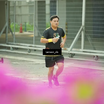Runner Photo 7153846